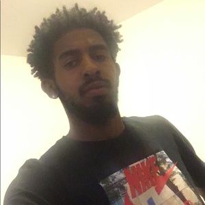 Meet your Posher, Javon